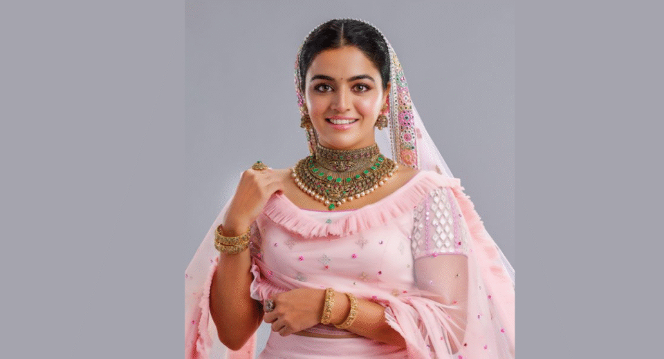 Celebrate this Diwali with Vedha from Kalyan Jewellers
