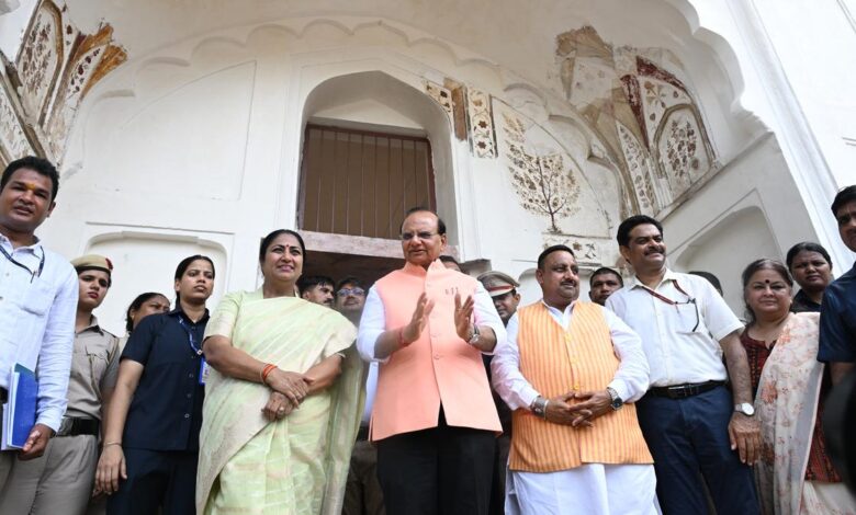 Lt. Governor V.K. Saxena, Delhi Chief Minister Rekha Gupta, and others during the unveiling of medieval-era Sheesh Mahal and other restored heritage structures at DDA Shalimar Bagh