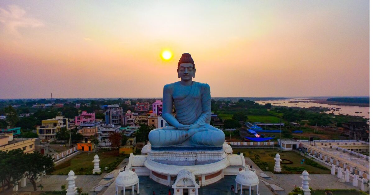 Chandrababu Naidu Seeks Mahindra’s Support to Boost Andhra Pradesh Tourism