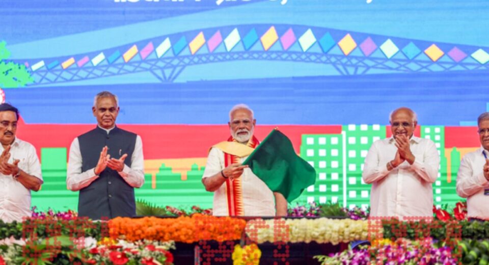 PM Modi Unveils ₹1,400 Cr Rail Projects to Power Gujarat’s Growth