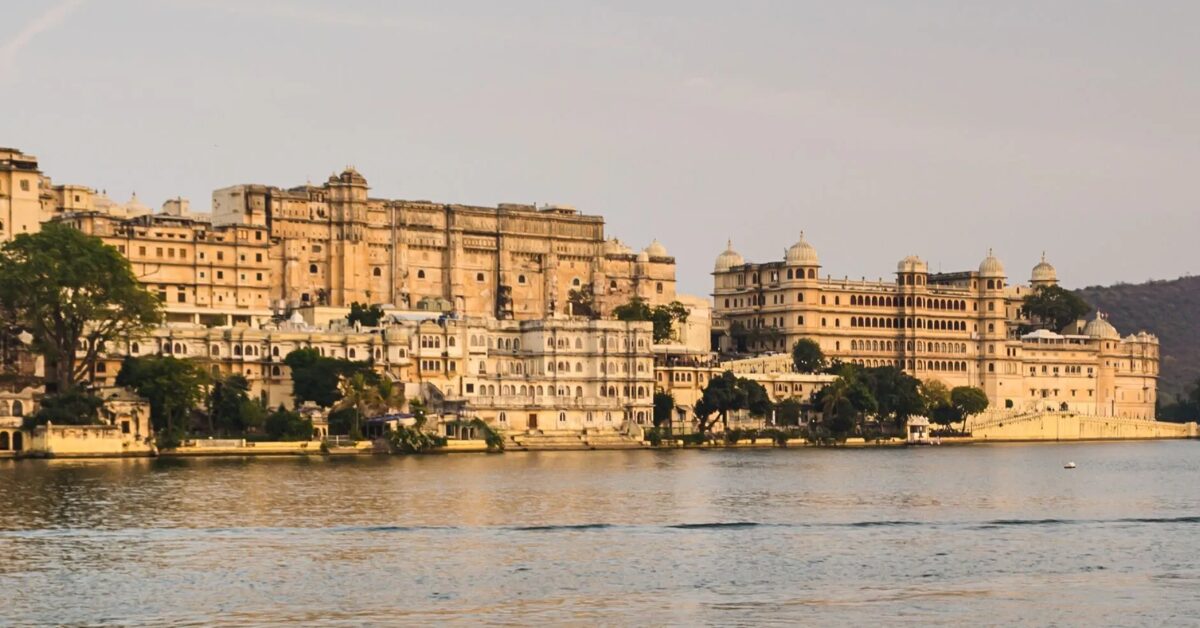 Raffles Udaipur Hosts Filming of Dharma Productions’ Sunny Sanskari Ki Tulsi Kumari