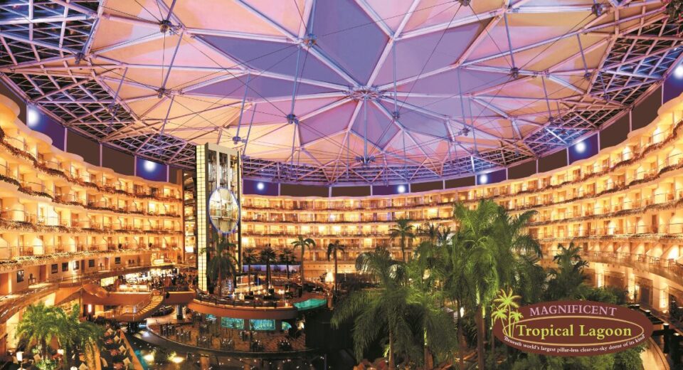 Celebrate Diwali at Sahara Star: Festive Feasts, Sweet Indulgences & Exclusive Staycations