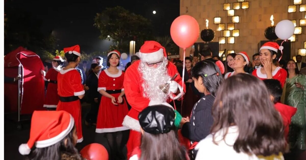 The Leela Delhi Debuts Its Sustainable ‘Tree of Hope’ This Christmas