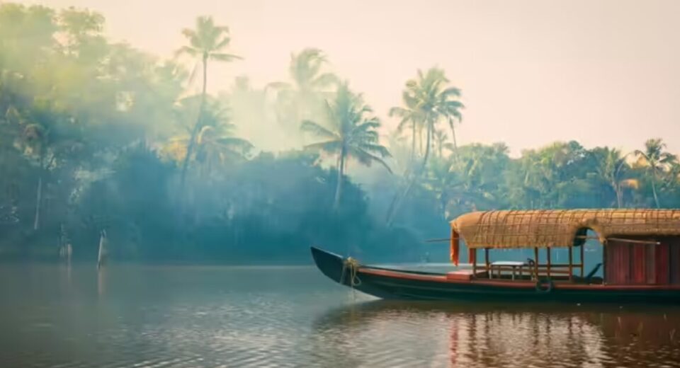 Shashi Tharoor’s Witty Take as Union Cabinet Approves Kerala’s Name Change to Keralam